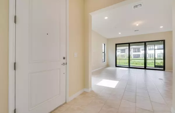 Boca Raton, FL 33428,21982 Canadensis CIR