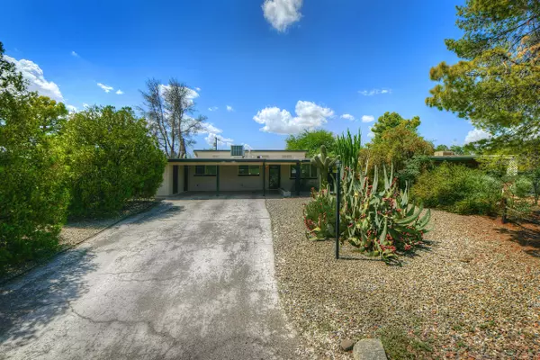 2833 N Laurel Avenue, Tucson, AZ 85712