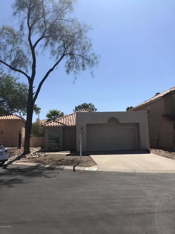 8884 N Lessing Court, Tucson, AZ 85742