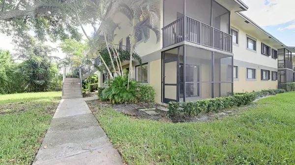 Deerfield Beach, FL 33441,588 Trace CIR 101