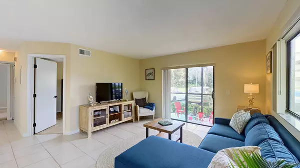 Deerfield Beach, FL 33441,588 Trace CIR 101