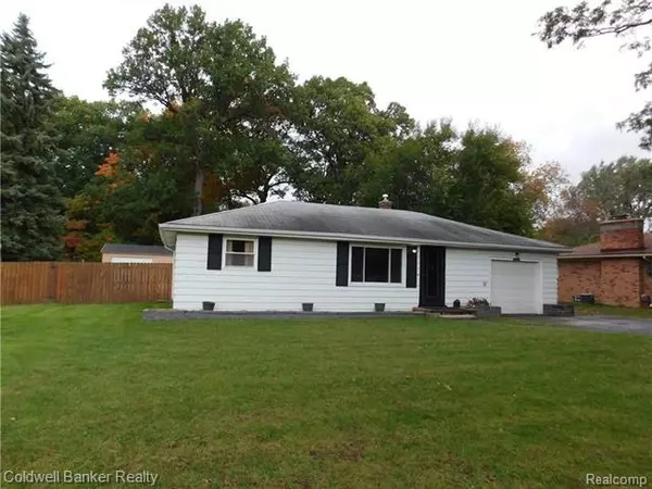 3502 SHELBY ST, Waterford, MI 48328