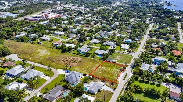 Jensen Beach, FL 34957,477 NE Alice ST