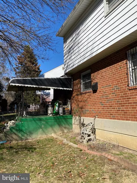 Lansdowne, PA 19050,909 ALLEN DRIVE