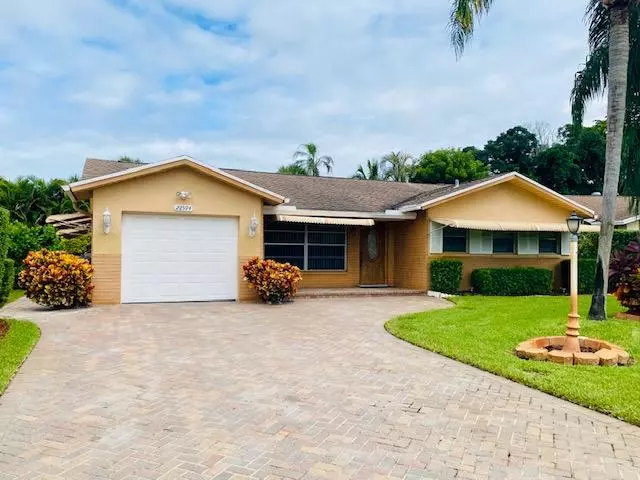 Boca Raton, FL 33428,22594 SW 64th WAY