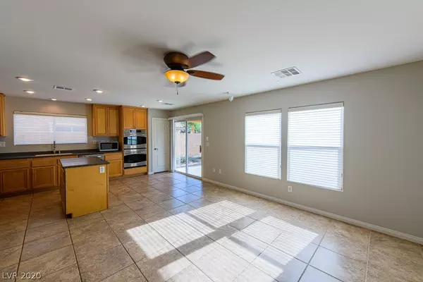 North Las Vegas, NV 89084,6655 Little Owl Place