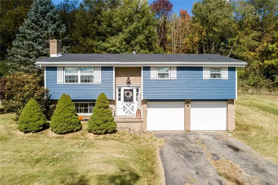 379 Woodburn Road, 15323, PA 15323