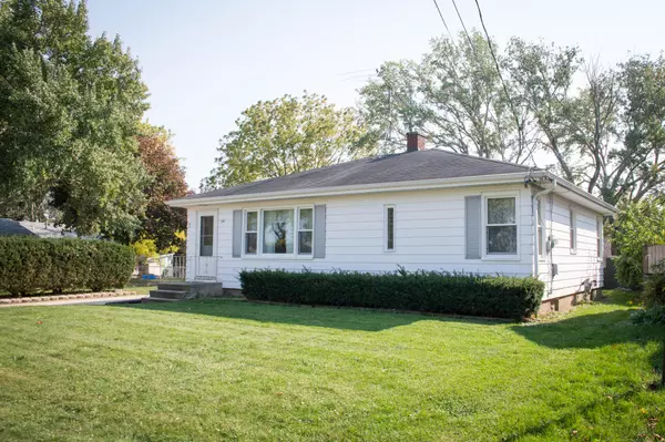 5303 65th St, Kenosha, WI 53142