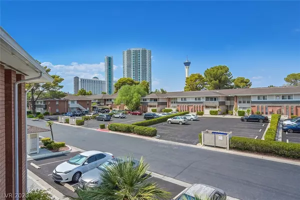 Las Vegas, NV 89109,650 Oakmont Avenue #2114