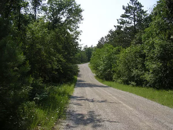 000 Deer Lake RD, Stephenson, WI 54114