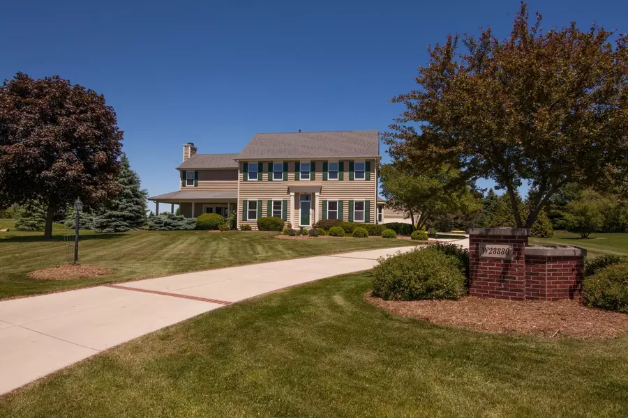 N69W28880 Huntington St, Merton, WI 53029