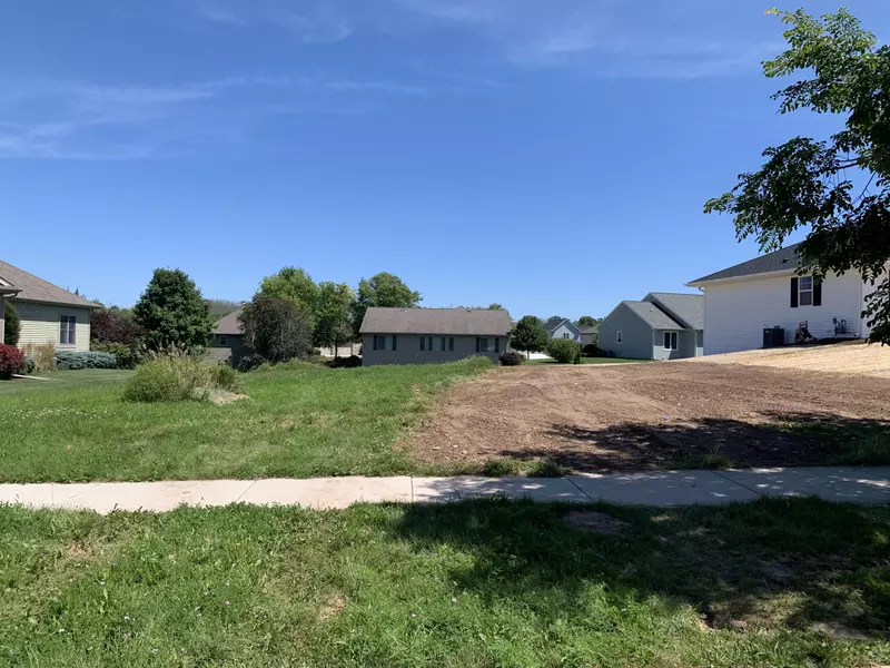 Lt6 Plymouth Meadows, Plymouth, WI 53073