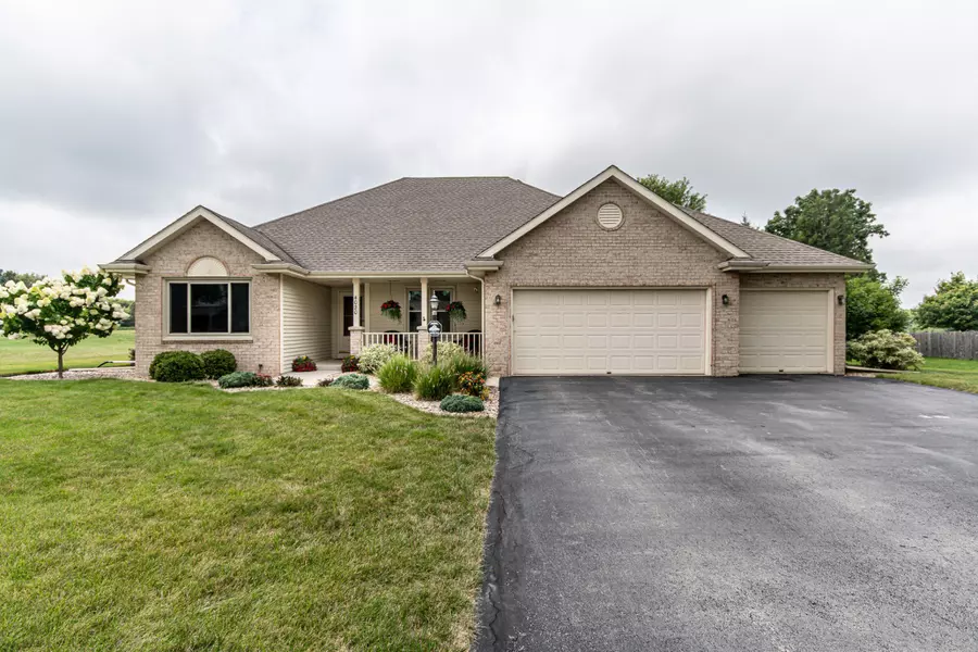 4020 Royal Oaks Dr, Mount Pleasant, WI 53406