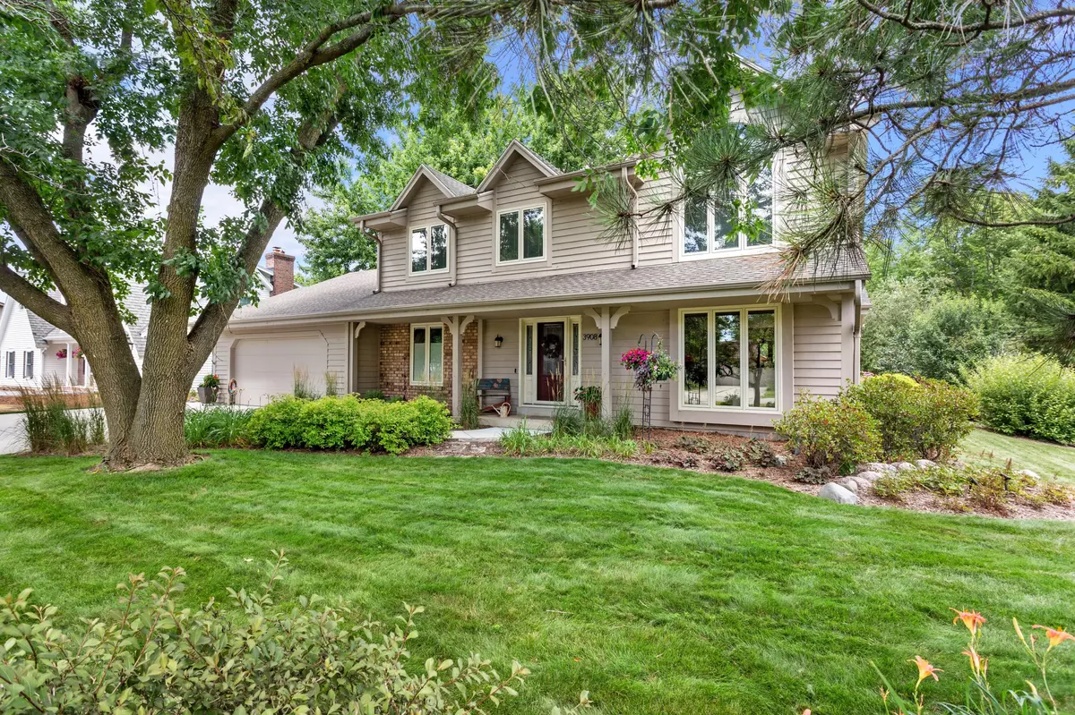 Mequon, WI 53092,3908 W Marseilles Dr