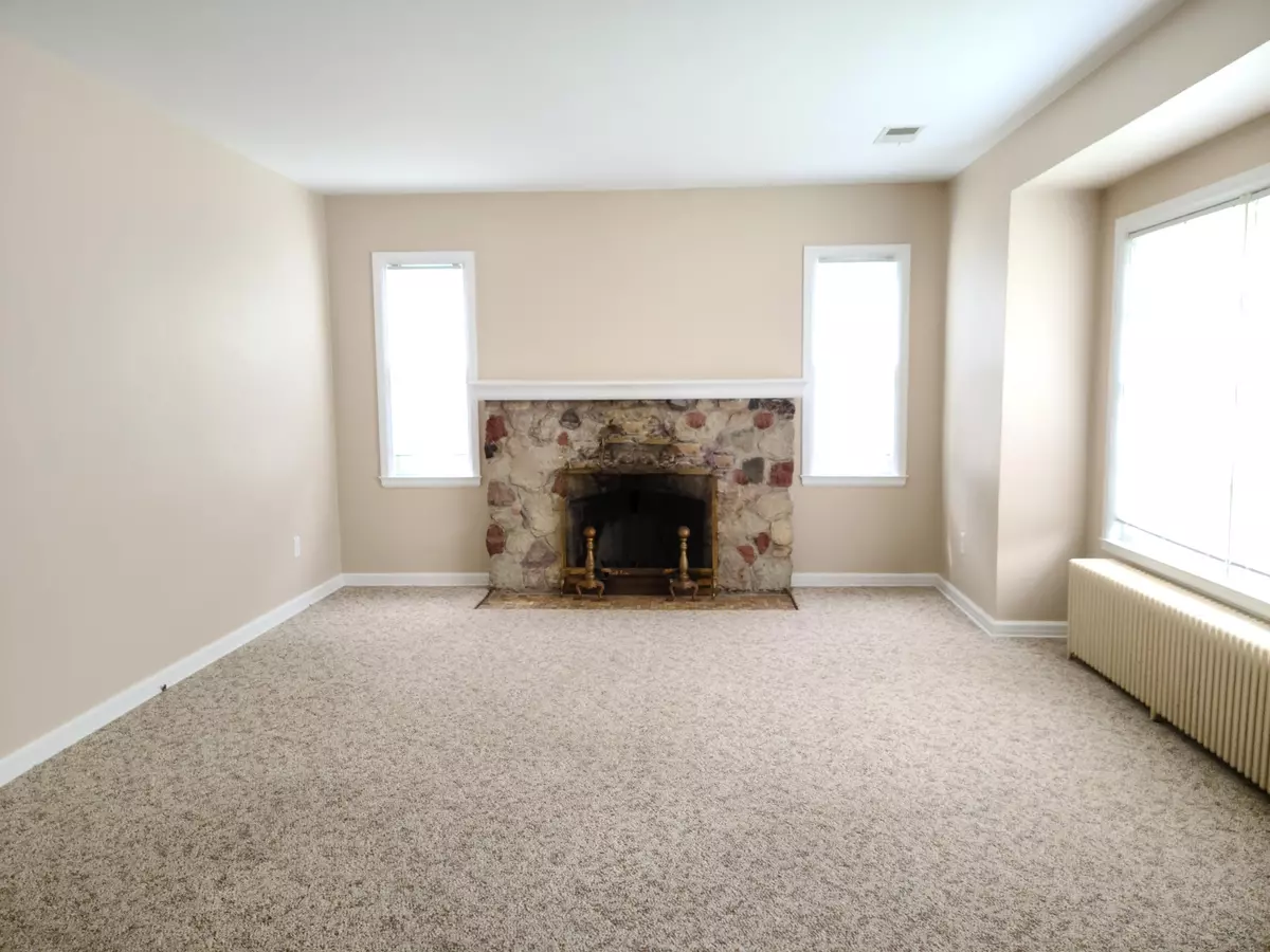 Kenosha, WI 53142,7853 39th Ave