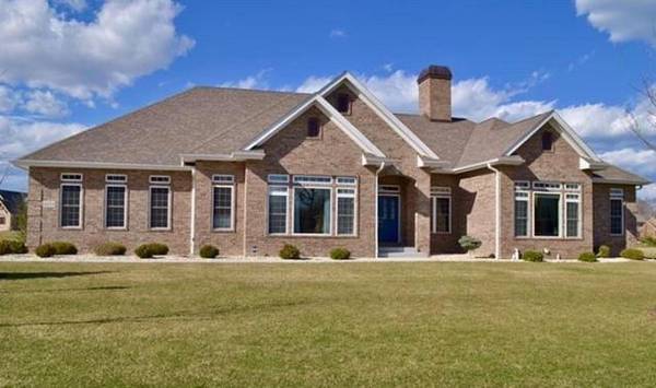 4254 98th St, Pleasant Prairie, WI 53158
