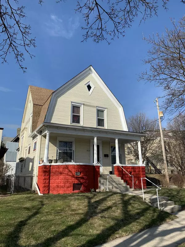 3522 W Linden Pl, Milwaukee, WI 53208