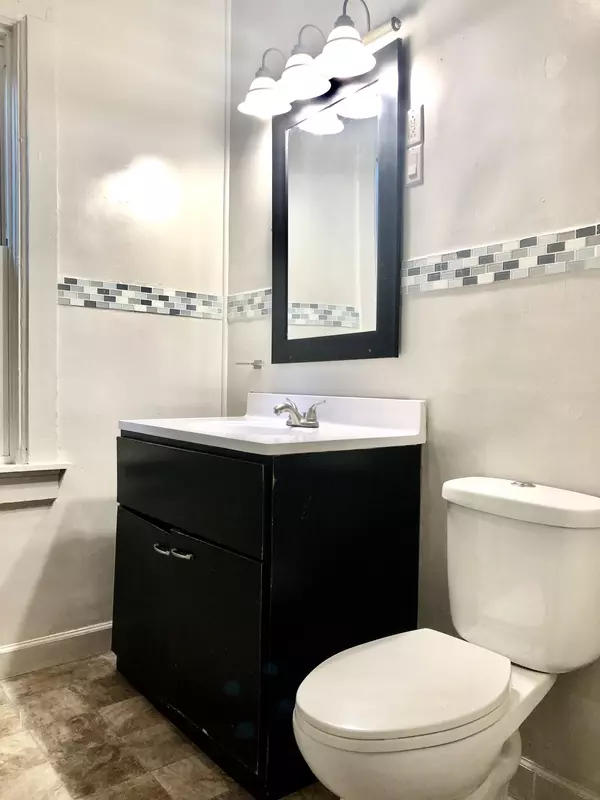Milwaukee, WI 53204,1604 S 22nd St