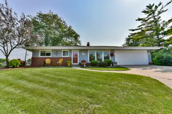 Oak Creek, WI 53154,8205 S Bonita Ct