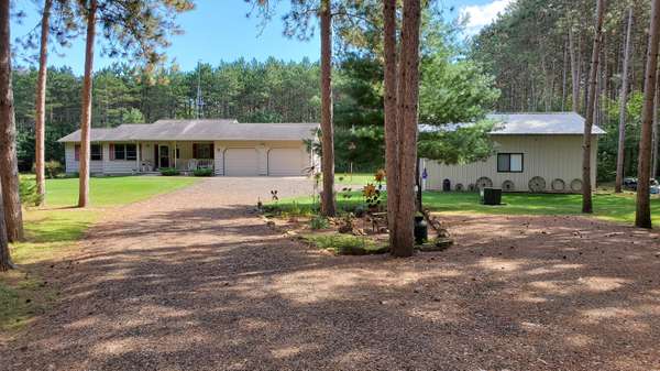 N9218 Council Bay Rd, Holland, WI 54636