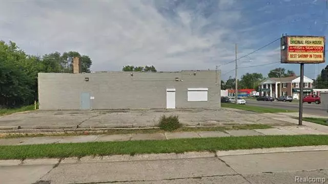 19501 W SEVEN MILE, Detroit, MI 48219