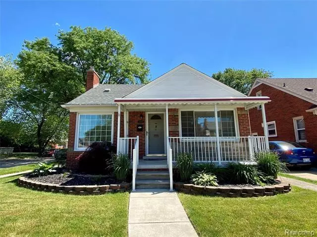 17405 PHILOMENE BLVD, Allen Park, MI 48101