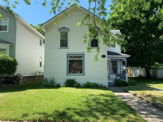 19 HUBBARD ST, Mt. Clemens, MI 48043