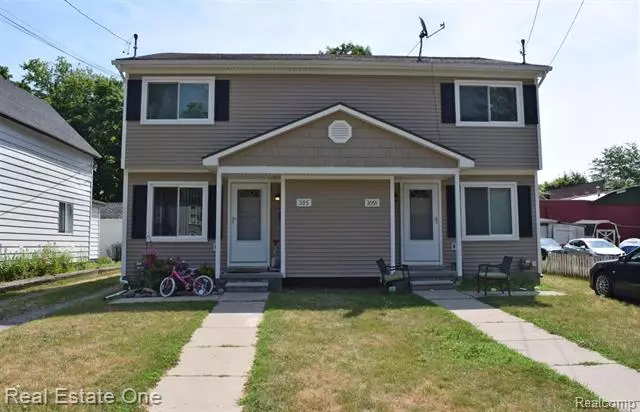 305 S SAGINAW ST, Holly Vlg, MI 48442