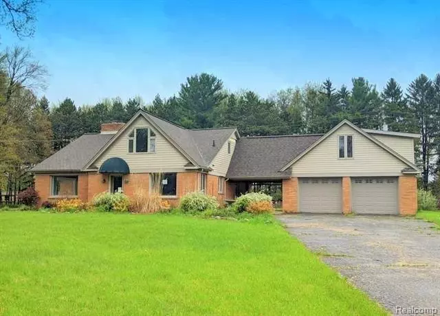 10520 BIGELOW RD, Davisburg, MI 48350