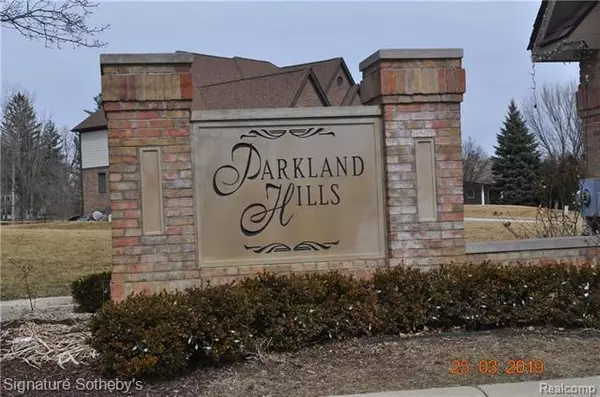 Oakland Twp, MI 48306,533 PARKLAND HILLS DR