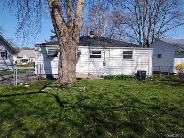 Port Huron, MI 48060,1013 16TH ST