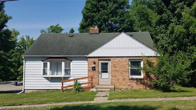 301 N EAST ST, Fenton, MI 48430