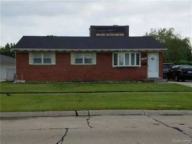 13695 LEROY ST, Southgate, MI 48195