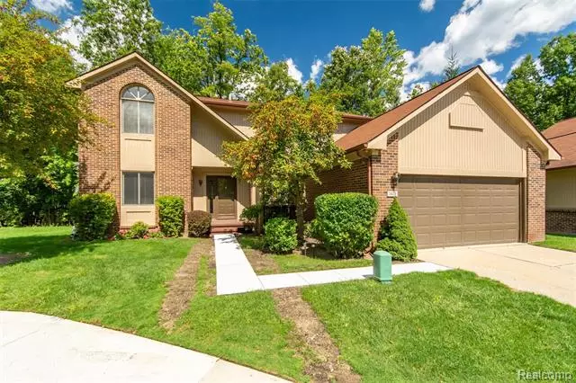 7428 PARKDALE, West Bloomfield, MI 48322