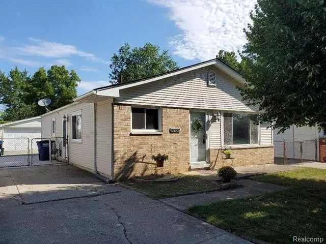 Westland, MI 48185,33732 KRAUTER ST