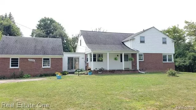 Southfield, MI 48033,25055 CORAL GABLES ST
