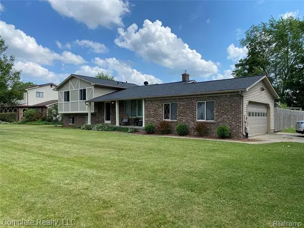 2279 MAJOR LN, Davison, MI 48423