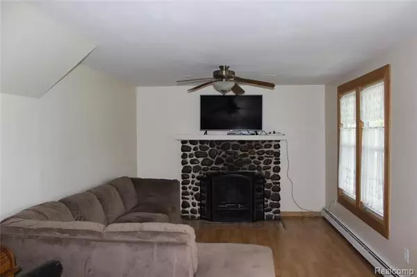 Fort Gratiot, MI 48059,5931 Lakeshore