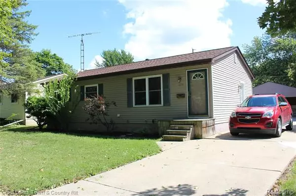 1255 2ND ST, Lapeer, MI 48446