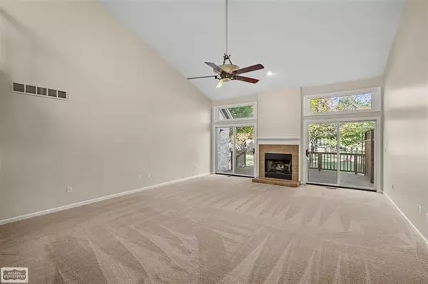Macomb Twp, MI 48042,16970 DRIFTWOOD DR