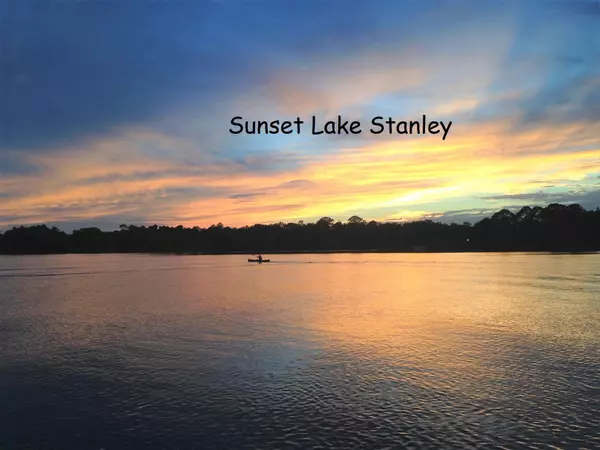 Defuniak Springs, FL 32433,3.5-Ac Lake Stanley-Back Lake