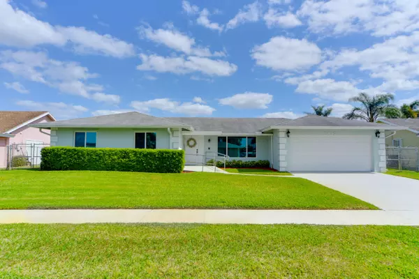 5397 N Sandhurst CIR, Lake Worth, FL 33463