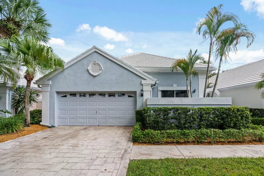 27 Wyndham LN, Palm Beach Gardens, FL 33418