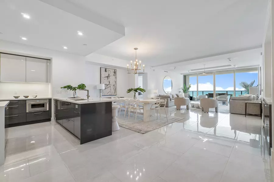 5000 N Ocean DR 302, Singer Island, FL 33404