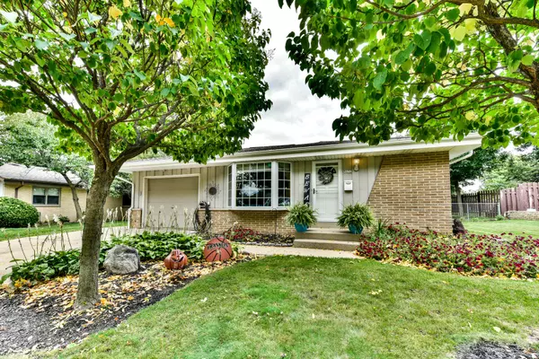 5632 S 23rd St, Milwaukee, WI 53221