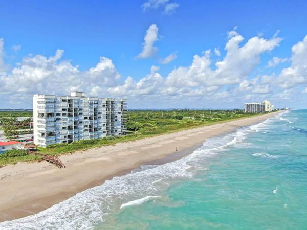 Jensen Beach, FL 34957,9400 S Ocean S DR B-704