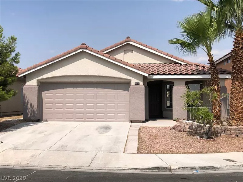 6648 Lucky Strike Way, Las Vegas, NV 89108