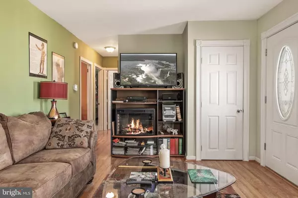 Vineland, NJ 08360,511 EDWARD LN