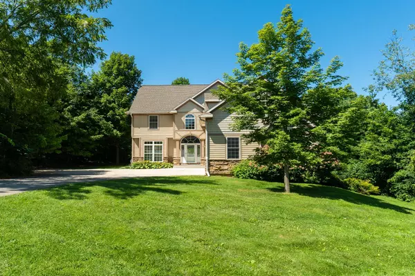 Lake Geneva, WI 53147,1230 Pheasant Ct