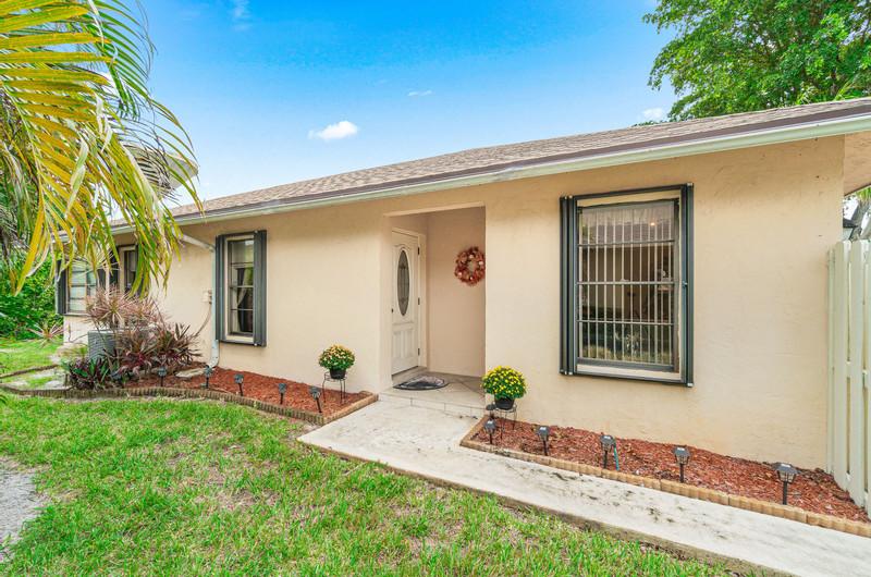 205 SE 1st CIR 7a, Boynton Beach, FL 33435